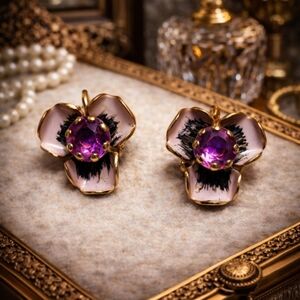 VINTAGE 1950s GOLD TONE FLOWER SCREW CLIP ON EARRINGS PURPLE STONE